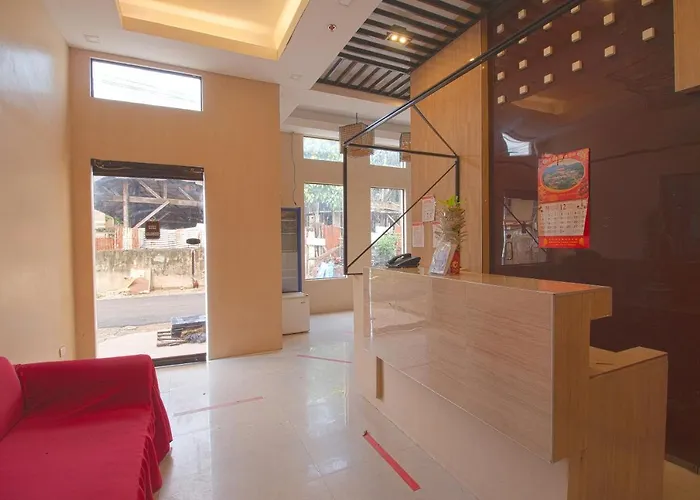 Hotel Vaccinated Staff-oyo 673 Mambaling 2 2*