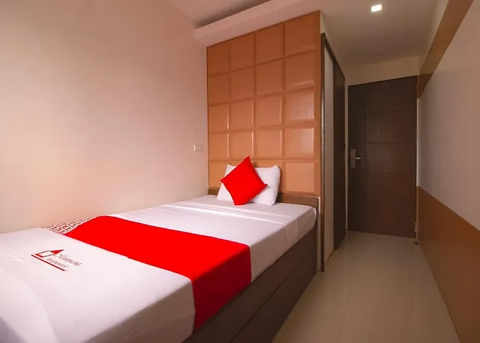 Hotel Vaccinated Staff-oyo 673 Mambaling 2 2*